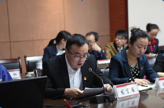 集團公司團委:學(xué)習(xí)總書記講話 做合格共青團員2.jpg